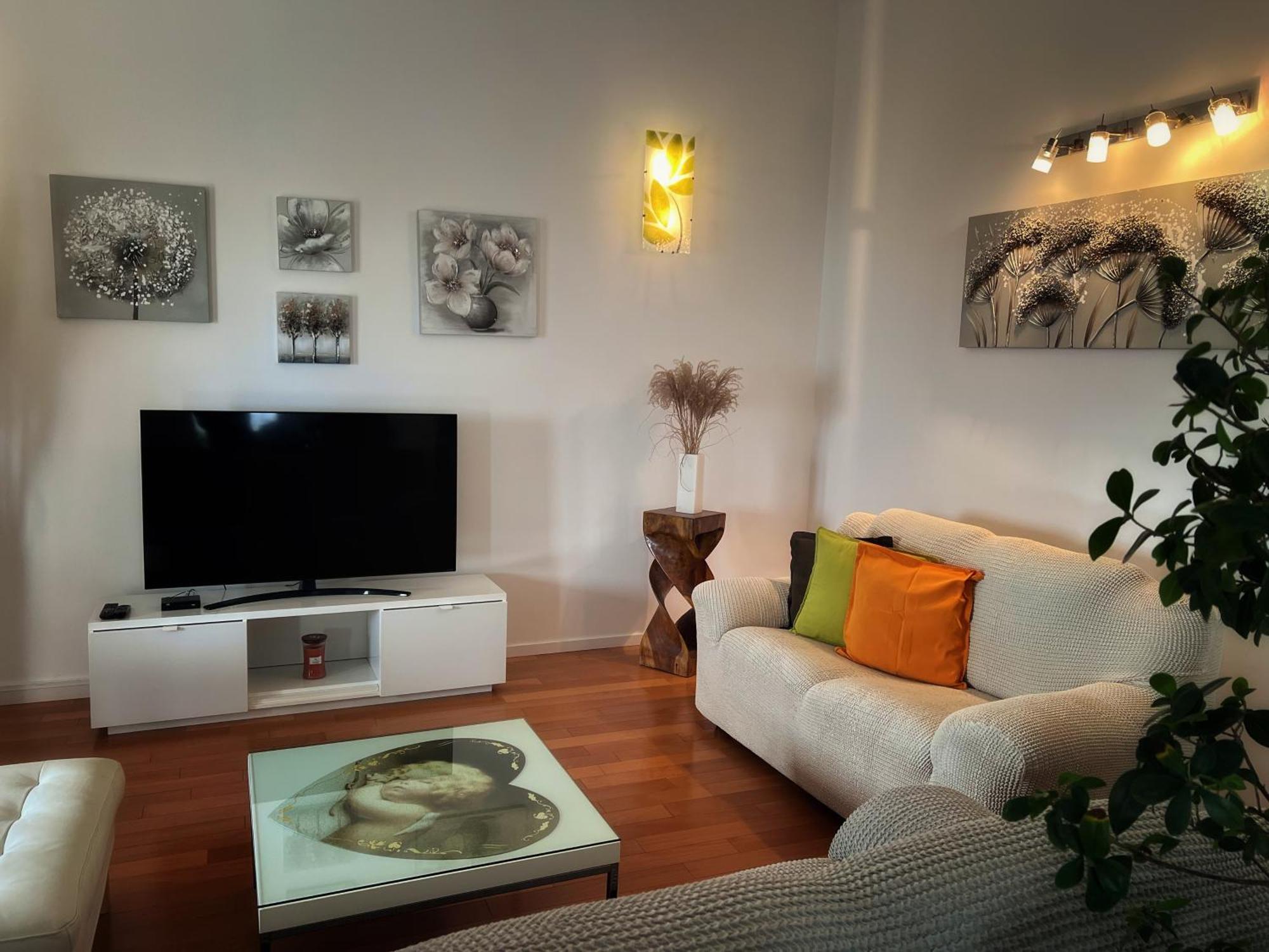 Elysion Apartment *